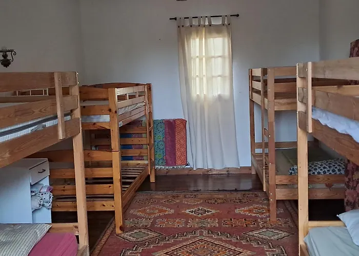 度假居 Maison Campagne Jardin Giroussens